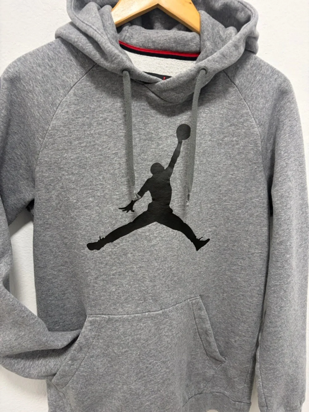 Jordan Grey Hoodie - Like New - Men’s Small